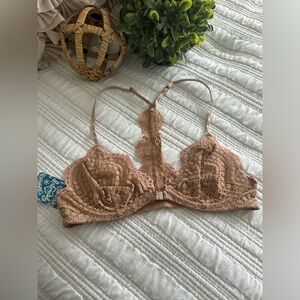 Free People Intimately Slow Dance Underwire Bra in Nude Size 32B